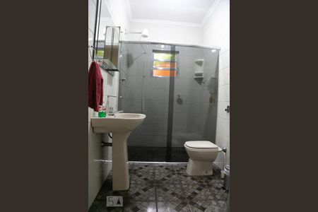 Banheiro 1 de casa à venda com 3 quartos, 170m² em Vila Clara, São Paulo