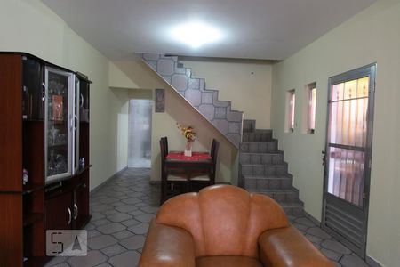 Sala de casa à venda com 3 quartos, 170m² em Vila Clara, São Paulo