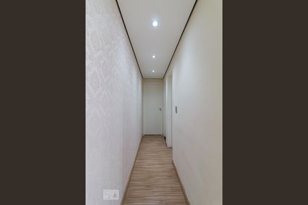 Corredor de apartamento à venda com 2 quartos, 46m² em Vila Rio, Guarulhos