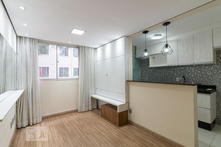 Sala de apartamento à venda com 2 quartos, 46m² em Vila Rio, Guarulhos