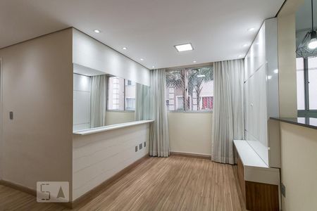 Sala de apartamento à venda com 2 quartos, 46m² em Vila Rio, Guarulhos