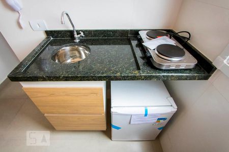 Quarto/Cozinha de kitnet/studio para alugar com 1 quarto, 10m² em Vila São Pedro, Santo André