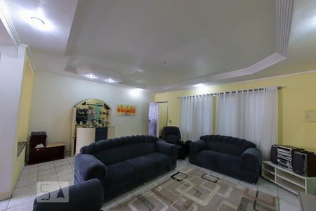 Sala de casa à venda com 8 quartos, 300m² em Cidade Brasil, Guarulhos