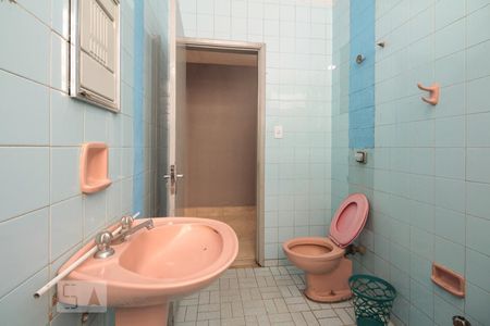 Banheiro Social 2 de casa à venda com 3 quartos, 203m² em Vila Prudente, São Paulo