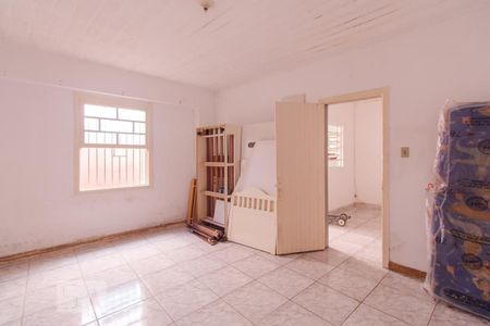 Casa à venda com 244m², 4 quartos e 3 vagas Casa à venda com 244m², 4 quartos e 3 vagasQuarto - edícula