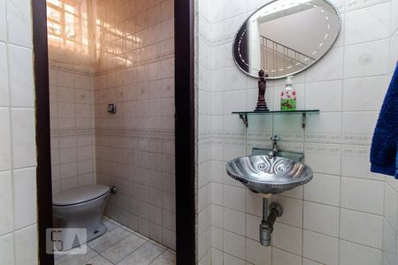 Lavabo de casa à venda com 4 quartos, 244m² em Vila Ivone, São Paulo