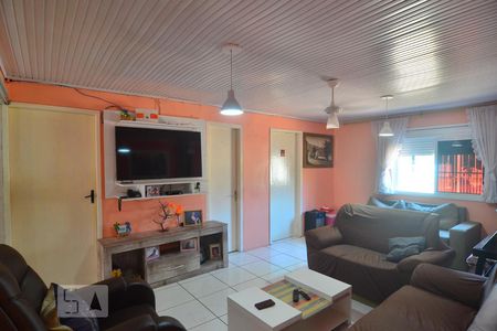 Sala de casa à venda com 4 quartos, 140m² em Guajuviras, Canoas