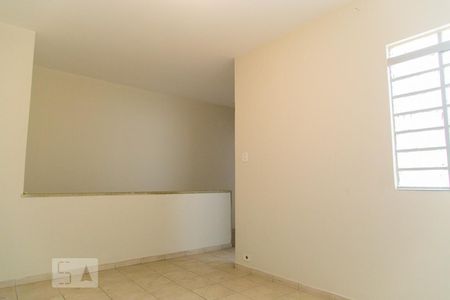 Sala de casa para alugar com 2 quartos, 58m² em Vila Monte Alegre, São Paulo