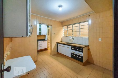 Cozinha de casa para alugar com 3 quartos, 150m² em Vila Moraes, São Paulo