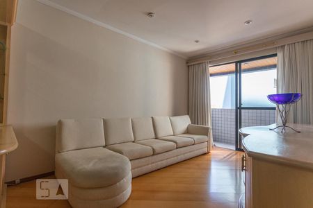 Sala de apartamento para alugar com 2 quartos, 70m² em Cristo Rei, Curitiba