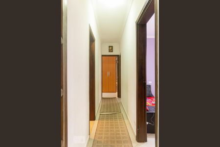 Corredor  de casa para alugar com 3 quartos, 200m² em Vila Marari, São Paulo
