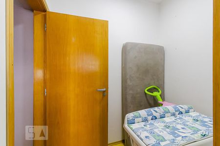 Casa para alugar com 350m², 3 quartos e 6 vagas Casa para alugar com 350m², 3 quartos e 6 vagasCloset da Suíte 2