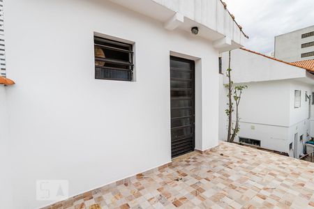 Casa para alugar com 350m², 3 quartos e 6 vagas Casa para alugar com 350m², 3 quartos e 6 vagasTerraço