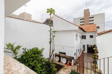 Casa para alugar com 350m², 3 quartos e 6 vagas Casa para alugar com 350m², 3 quartos e 6 vagasTerraço