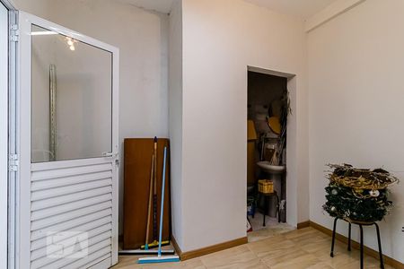 Casa para alugar com 350m², 3 quartos e 6 vagas Casa para alugar com 350m², 3 quartos e 6 vagasQuarto de Serviço