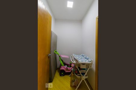 Casa para alugar com 350m², 3 quartos e 6 vagas Casa para alugar com 350m², 3 quartos e 6 vagasCloset da Suíte 2