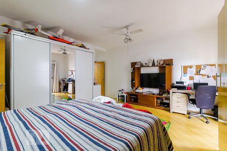 Casa para alugar com 350m², 3 quartos e 6 vagas Casa para alugar com 350m², 3 quartos e 6 vagasSuíte 1