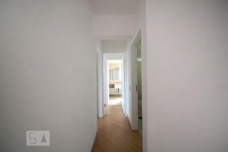 Corredor de apartamento à venda com 2 quartos, 89m² em Santo Amaro, São Paulo