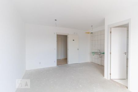 Sala/Cozinha de kitnet/studio para alugar com 1 quarto, 26m² em Vila Ré, São Paulo