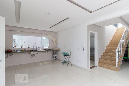 Casa à venda com 700m², 8 quartos e 8 vagas Casa à venda com 700m², 8 quartos e 8 vagasCozinha