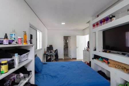 Casa à venda com 700m², 8 quartos e 8 vagas Casa à venda com 700m², 8 quartos e 8 vagasSuíte 4