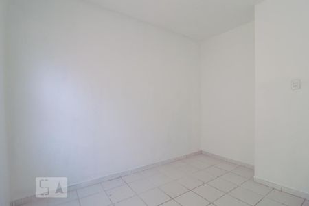 Sala/Quarto de kitnet/studio para alugar com 1 quarto, 24m² em Centro Histórico, Porto Alegre
