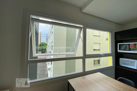 Janela da Sala de Estar de kitnet/studio para alugar com 1 quarto, 27m² em Rio Branco, Novo Hamburgo