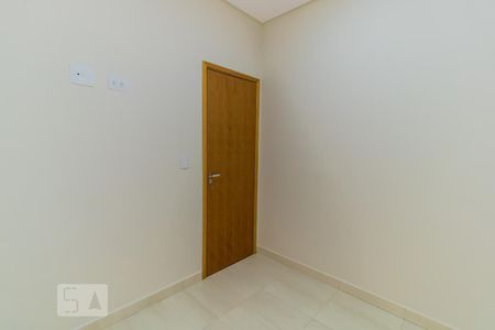 Quarto 1 de apartamento para alugar com 2 quartos, 42m² em Vila Costa Melo, São Paulo