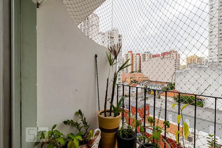 Sacada de apartamento à venda com 2 quartos, 60m² em Aclimação, São Paulo