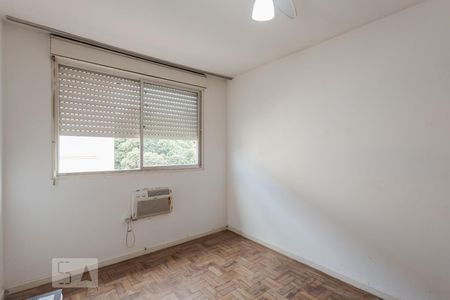 Quarto 2 de apartamento à venda com 2 quartos, 58m² em Rubem Berta, Porto Alegre