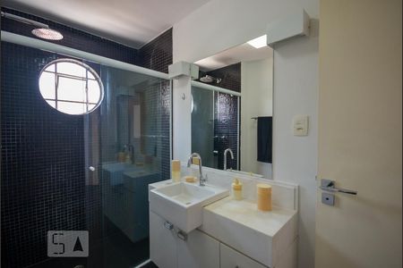 Banheiro de apartamento à venda com 1 quarto, 60m² em Vila Mariana, São Paulo