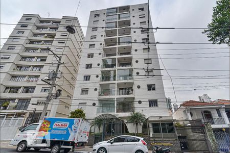 Apartamento à venda com 60m², 1 quarto e sem vaga Apartamento à venda com 60m², 1 quarto e sem vagaFachada
