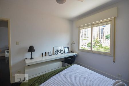 Quarto de apartamento à venda com 1 quarto, 60m² em Vila Mariana, São Paulo