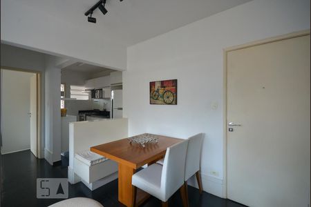 Sala de apartamento à venda com 1 quarto, 60m² em Vila Mariana, São Paulo