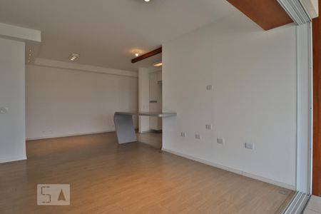 Sala de apartamento para alugar com 2 quartos, 94m² em Pinheiros, São Paulo