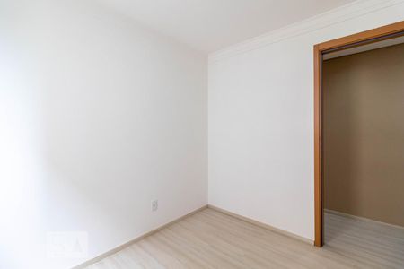 Quarto 1 de apartamento para alugar com 2 quartos, 45m² em Jardim Íris, São Paulo
