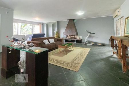 Sala de casa à venda com 4 quartos, 350m² em Vila Assunção, Porto Alegre