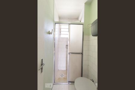 Banheiro de apartamento à venda com 1 quarto, 39m² em Canudos, Novo Hamburgo