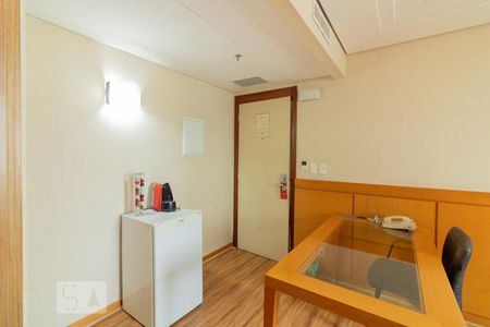 Sala de kitnet/studio para alugar com 1 quarto, 40m² em Vila Nova Conceição, São Paulo