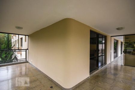 Varanda de apartamento para alugar com 4 quartos, 424m² em Real Parque, São Paulo