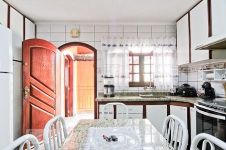 Cozinha de casa à venda com 3 quartos, 220m² em Vila Iório, São Paulo