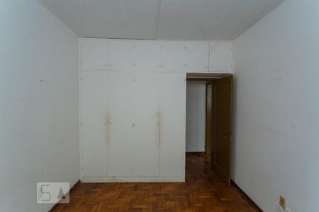 Armário do Quarto 1 de apartamento para alugar com 2 quartos, 120m² em Funcionários, Belo Horizonte