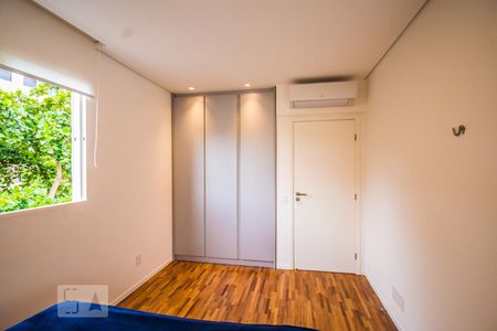 Suíte de apartamento à venda com 2 quartos, 68m² em Cambuí, Campinas