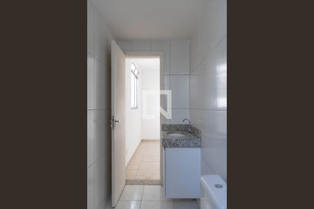 Quarto 1 - Banheiro  de apartamento à venda com 2 quartos, 56m² em Camargos, Belo Horizonte