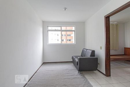 Sala de apartamento para alugar com 1 quarto, 50m² em Portão, Curitiba