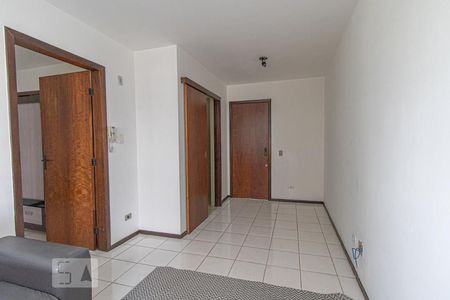 Sala de apartamento para alugar com 1 quarto, 50m² em Portão, Curitiba