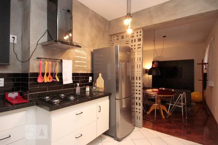 Cozinha de kitnet/studio à venda com 1 quarto, 42m² em Santa Ifigênia, São Paulo