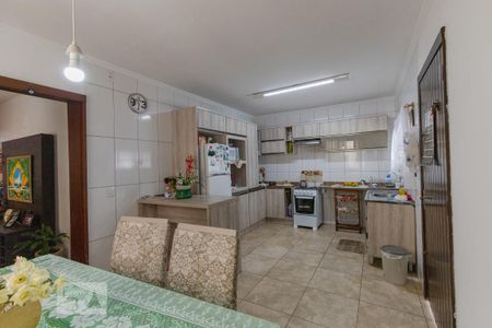 Cozinha de casa à venda com 4 quartos, 190m² em Niterói, Canoas