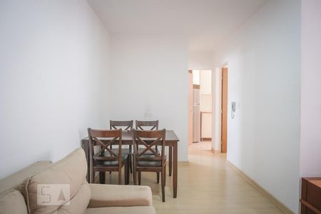 Sala de jantar de apartamento para alugar com 1 quarto, 60m² em Centro, Curitiba