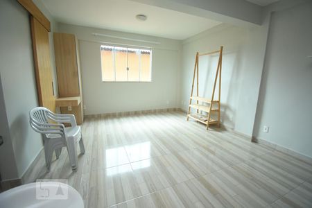 Sala e Quarto de apartamento para alugar com 1 quarto, 26m² em Setor Habitacional Vicente Pires, Brasília